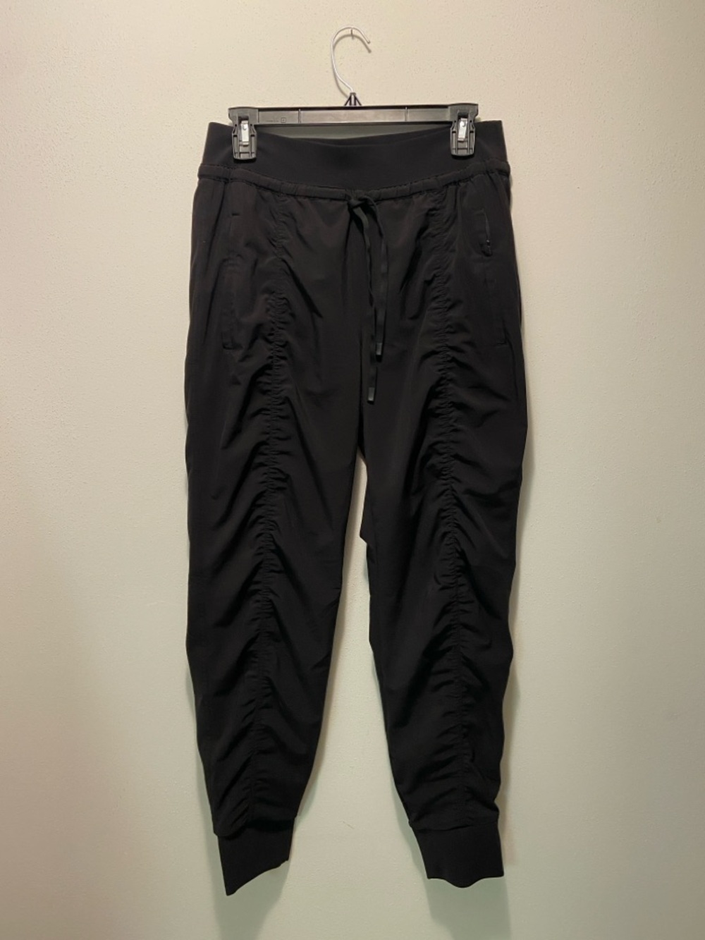 Athleta Attitude Lined Joggers Black